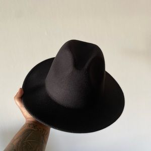 Black fedora
